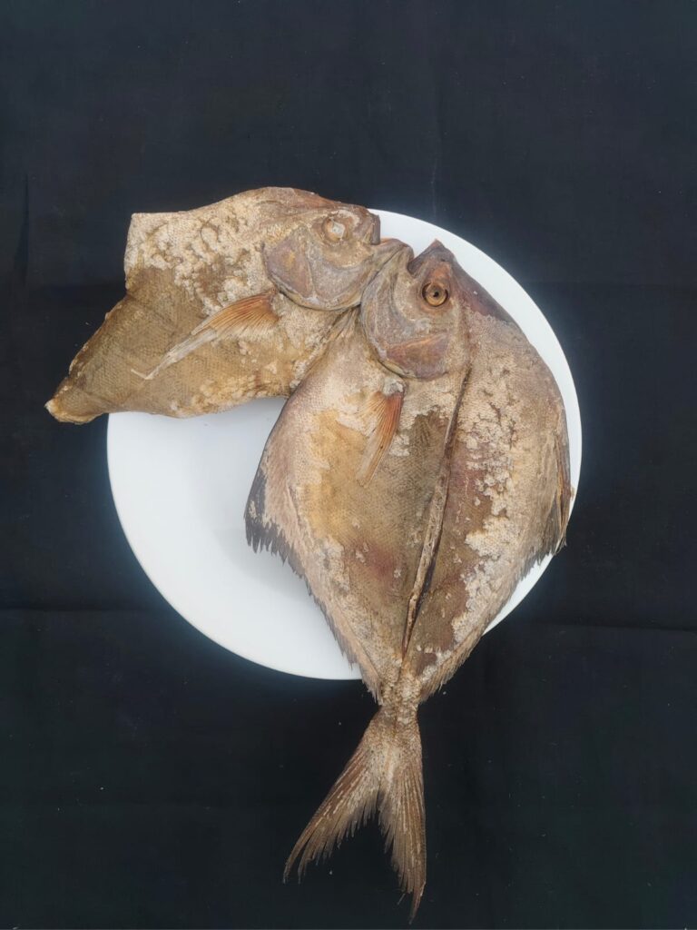 কালো রুপচাঁদা শুঁটকি